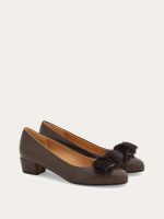 Ferragamo Vara block heel pump - Image 6